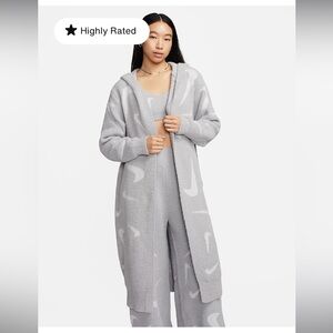 Nike Sportswear Phoenix Cozy Bouclé
Women's Loose Long Knit Cardigan